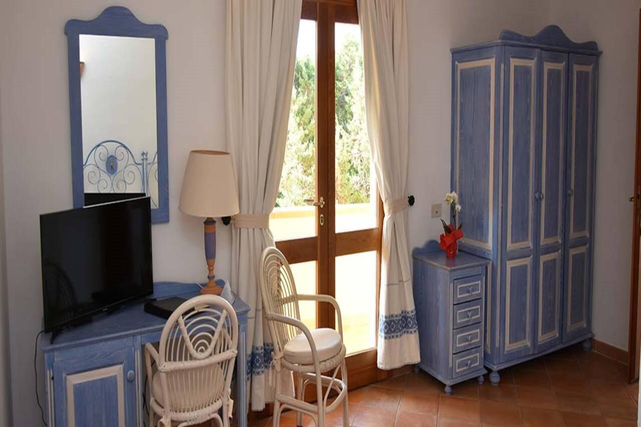 Hotel Il Piccolo Golf Porto Cervo Exteriör bild