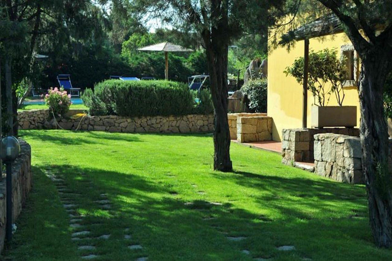 Hotel Il Piccolo Golf Porto Cervo Exteriör bild