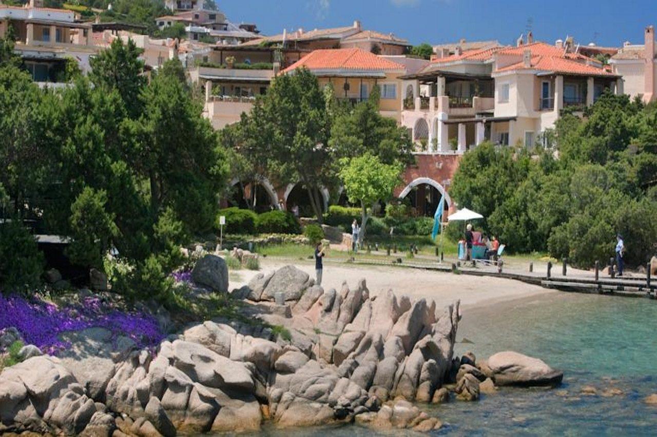 Hotel Il Piccolo Golf Porto Cervo Exteriör bild