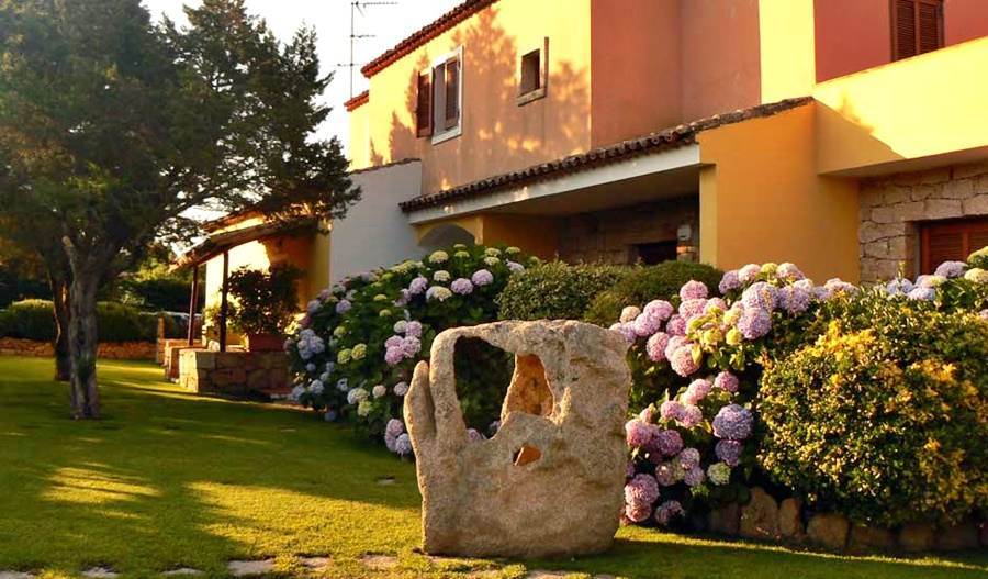 Hotel Il Piccolo Golf Porto Cervo Exteriör bild