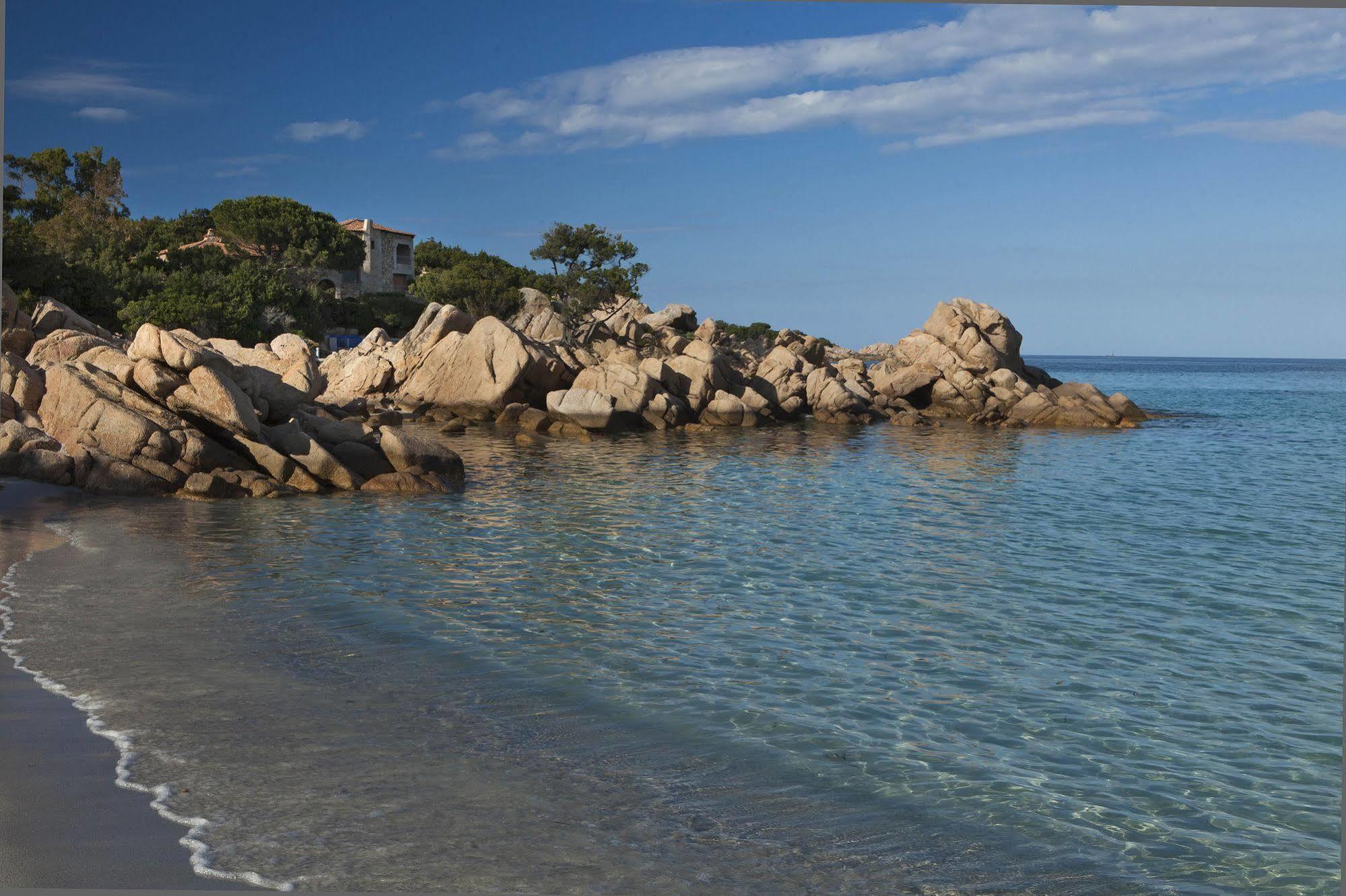 Hotel Il Piccolo Golf Porto Cervo Exteriör bild