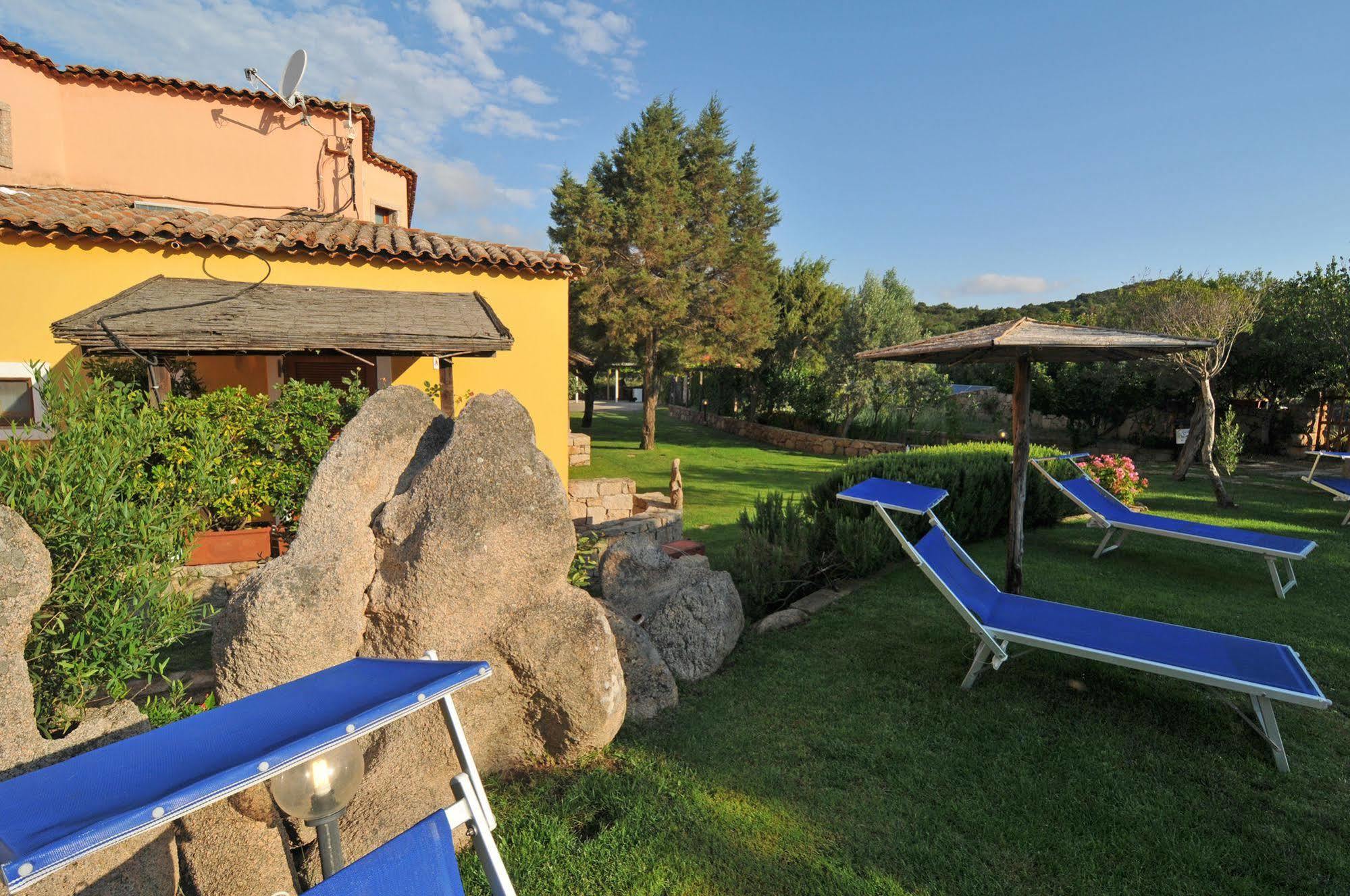 Hotel Il Piccolo Golf Porto Cervo Exteriör bild